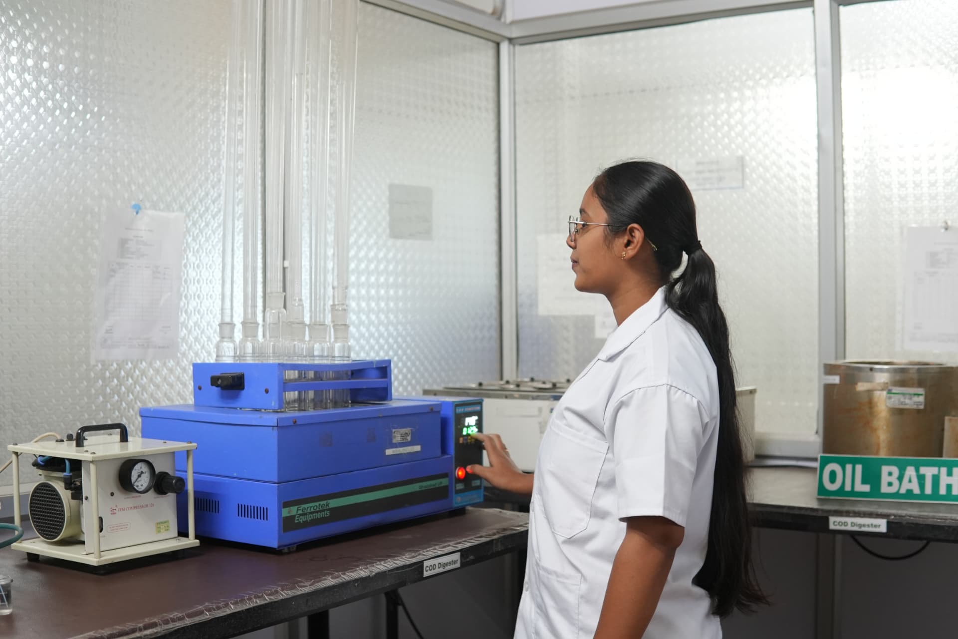 Laboratory 39